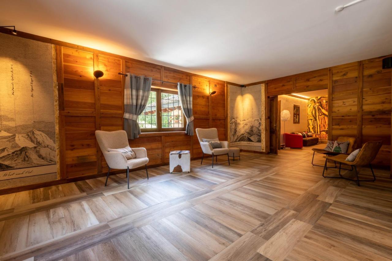 Alpine Forest Hotel Champoluc Buitenkant foto