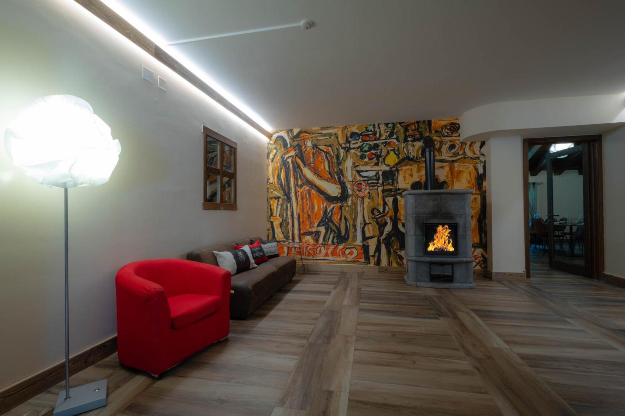 Alpine Forest Hotel Champoluc Buitenkant foto